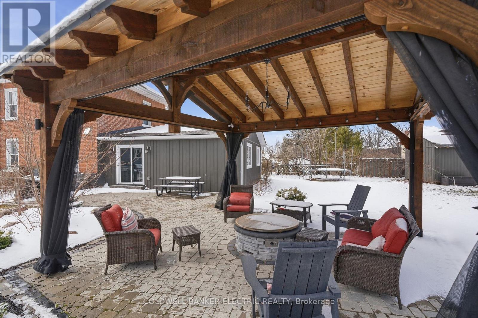 36 Ermatinger Street, Selwyn, Ontario K0L 2H0 - Photo 42 - X12980838