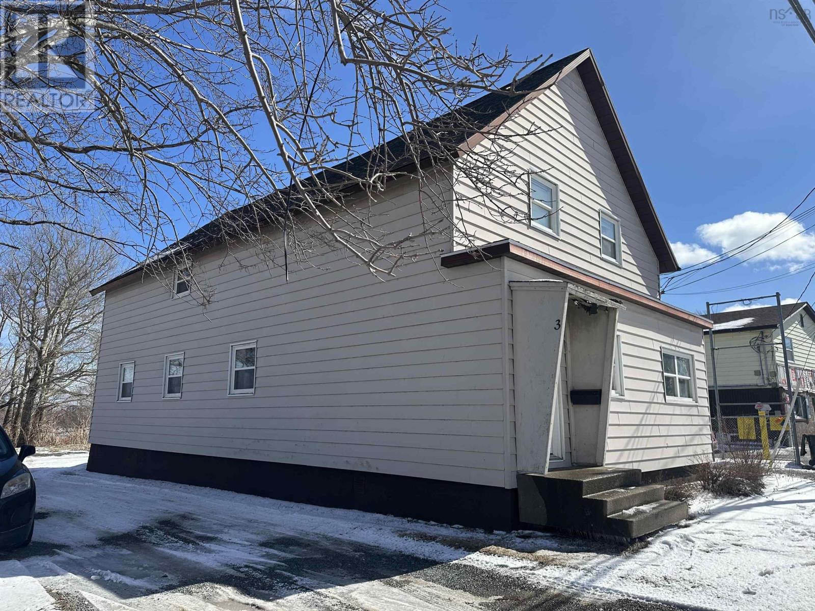 1334 Main Street, Glace Bay, Nova Scotia  B1A 5A7 - Photo 2 - 202605482