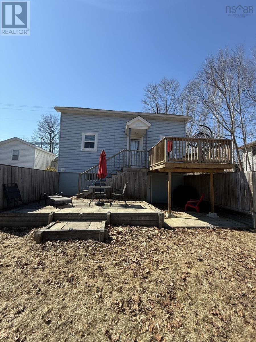 114 Hawthorne Street, Antigonish, Nova Scotia  B2G 1A9 - Photo 3 - 202606763