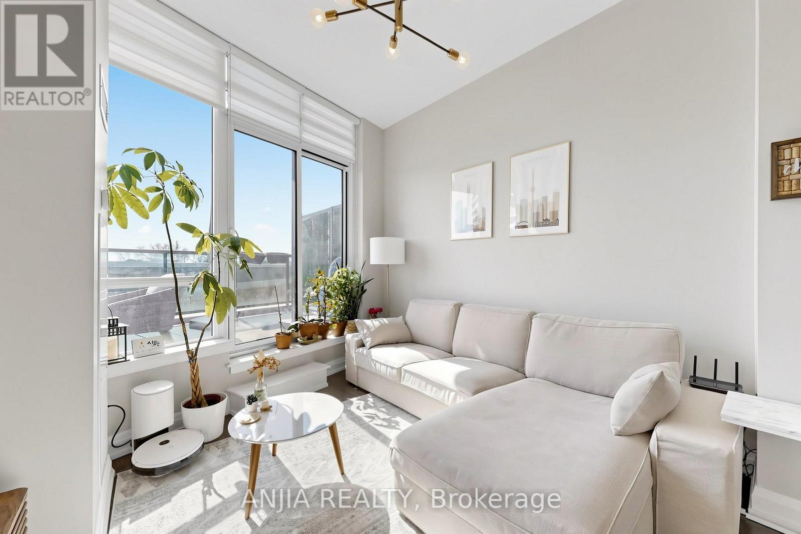 331 - 7161 Yonge Street, Markham, Ontario  L3T 0C8 - Photo 3 - N12965240