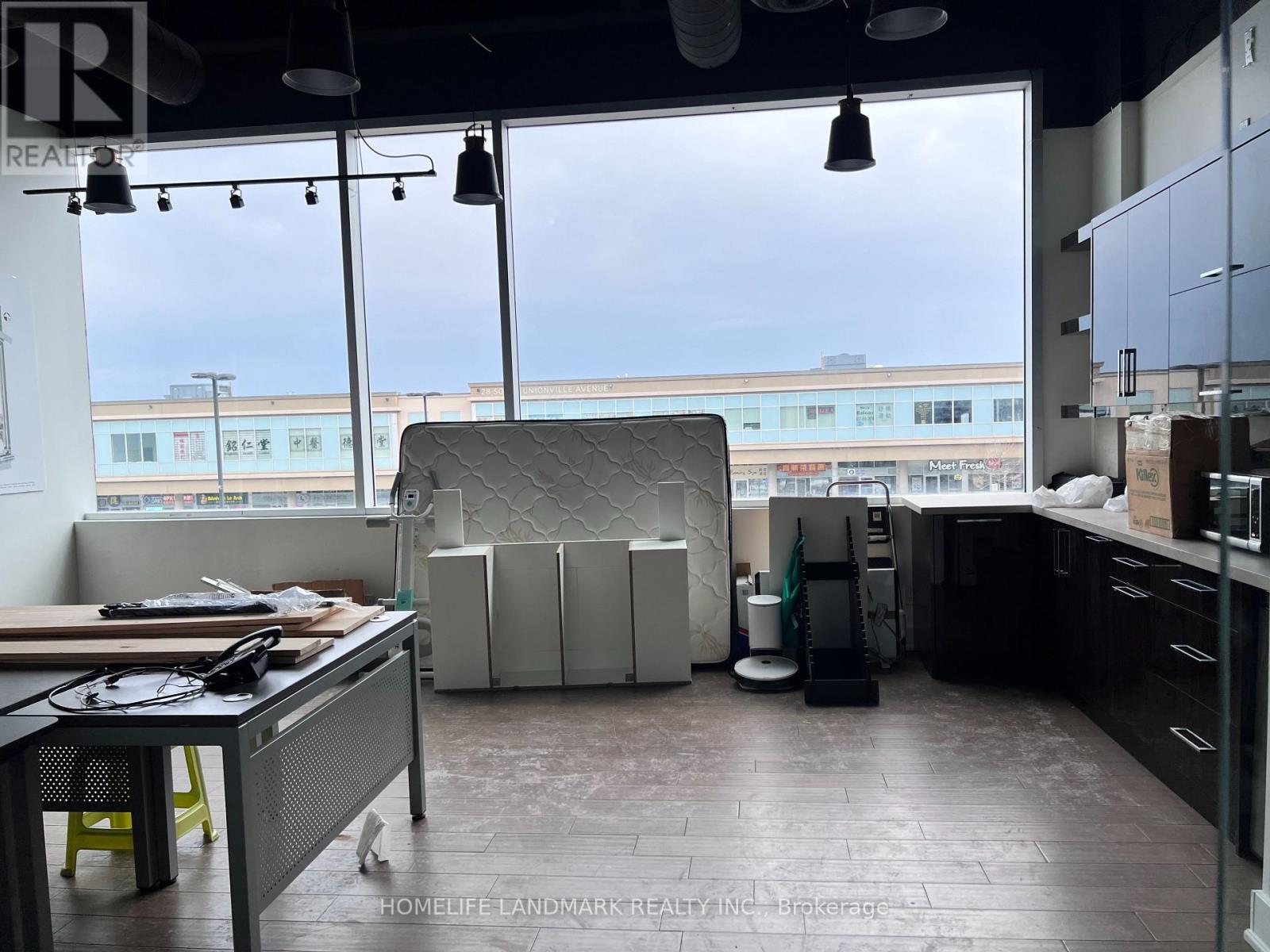 2017-18 - 8333 Kennedy Road E, Markham, Ontario  L3R 1J5 - Photo 18 - N12974338