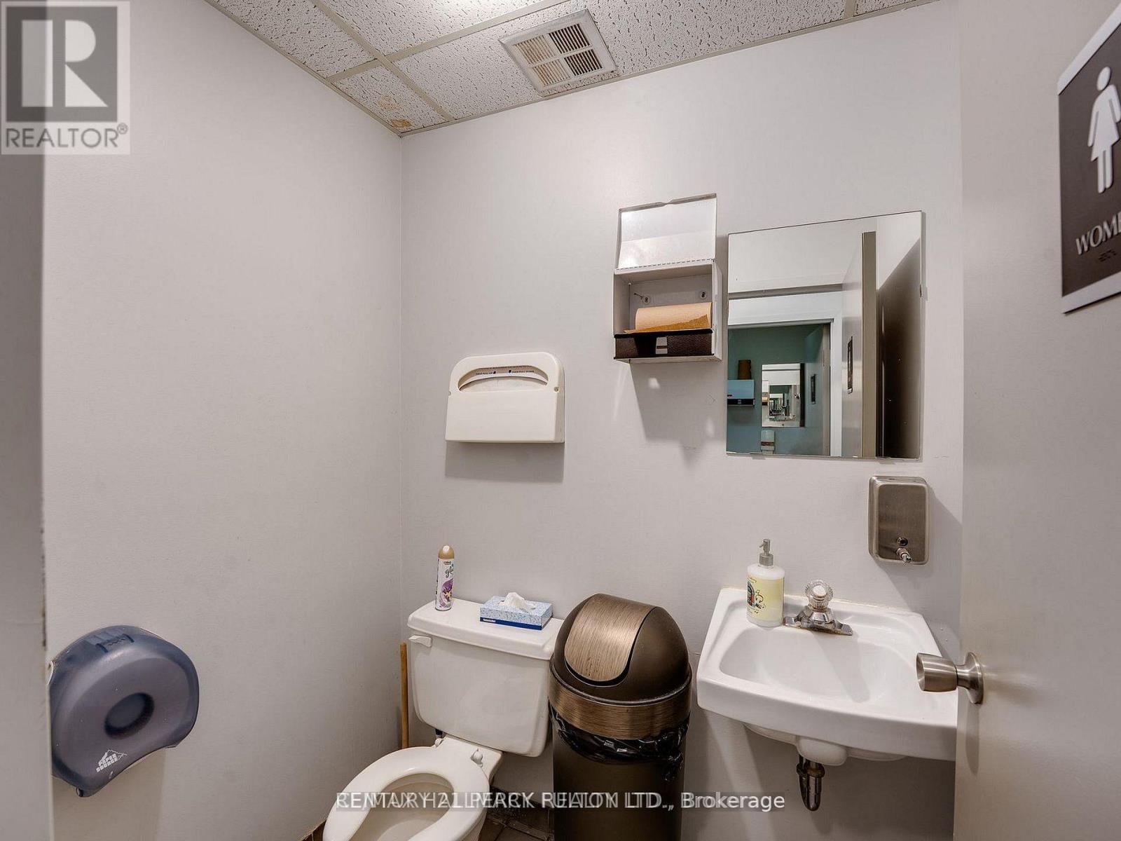 205 - 230 Eddystone Avenue, Toronto, Ontario  M3N 1H7 - Photo 17 - W12972986