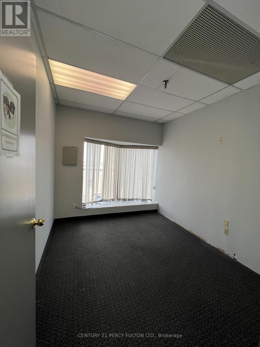 205 - 230 Eddystone Avenue, Toronto, Ontario  M3N 1H7 - Photo 6 - W12972986