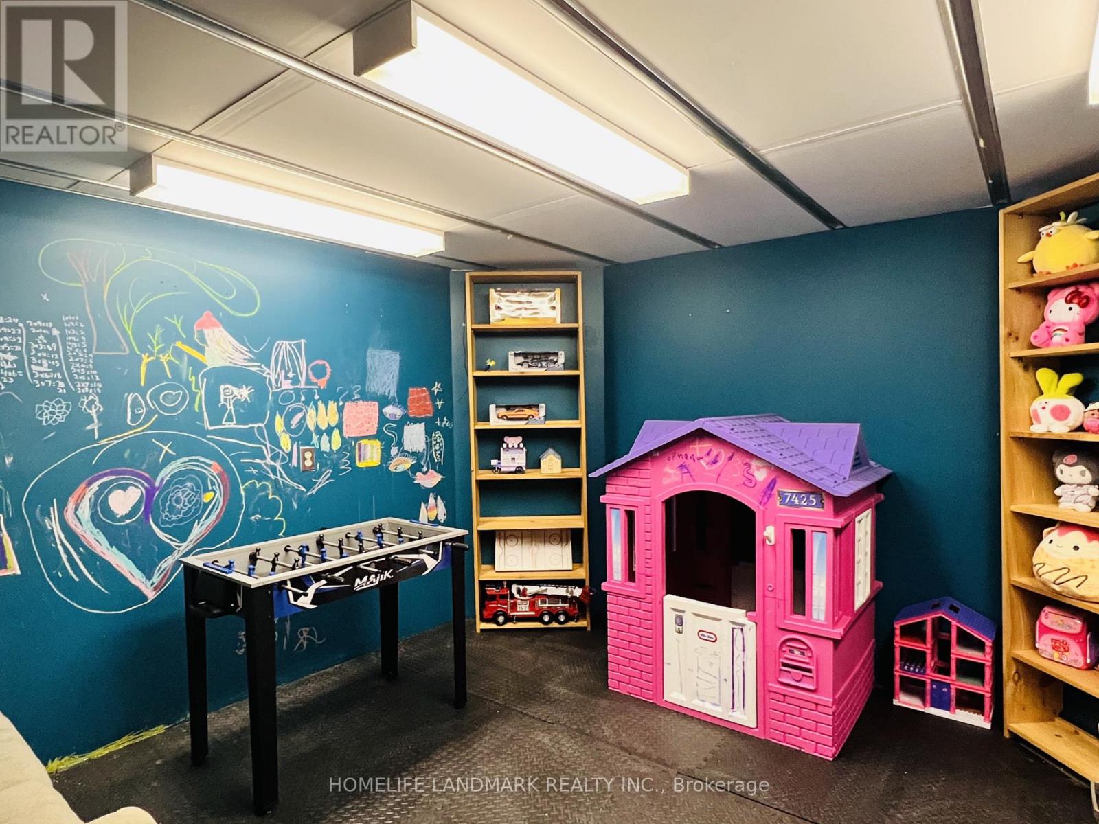 887 College Manor Drive, Newmarket, Ontario  L3Y 8G9 - Photo 15 - N12980712