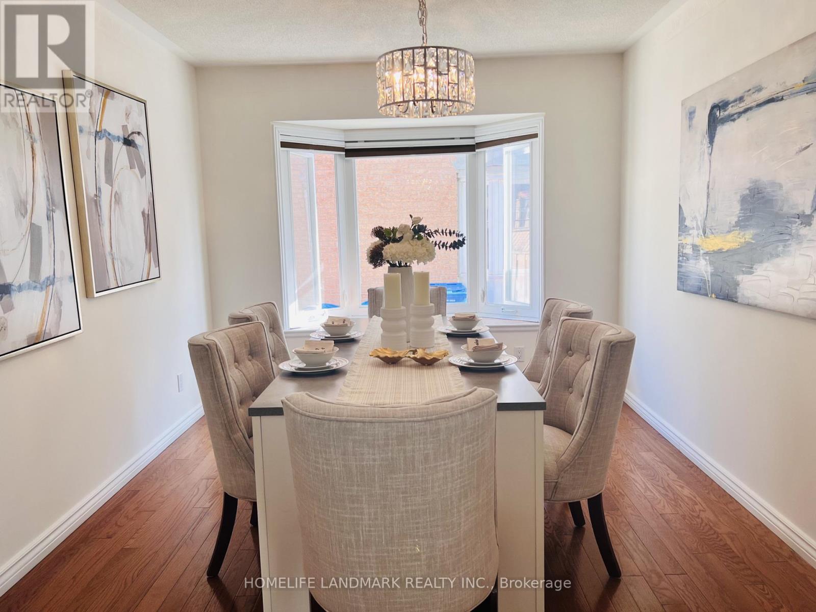 887 College Manor Drive, Newmarket, Ontario  L3Y 8G9 - Photo 8 - N12980712