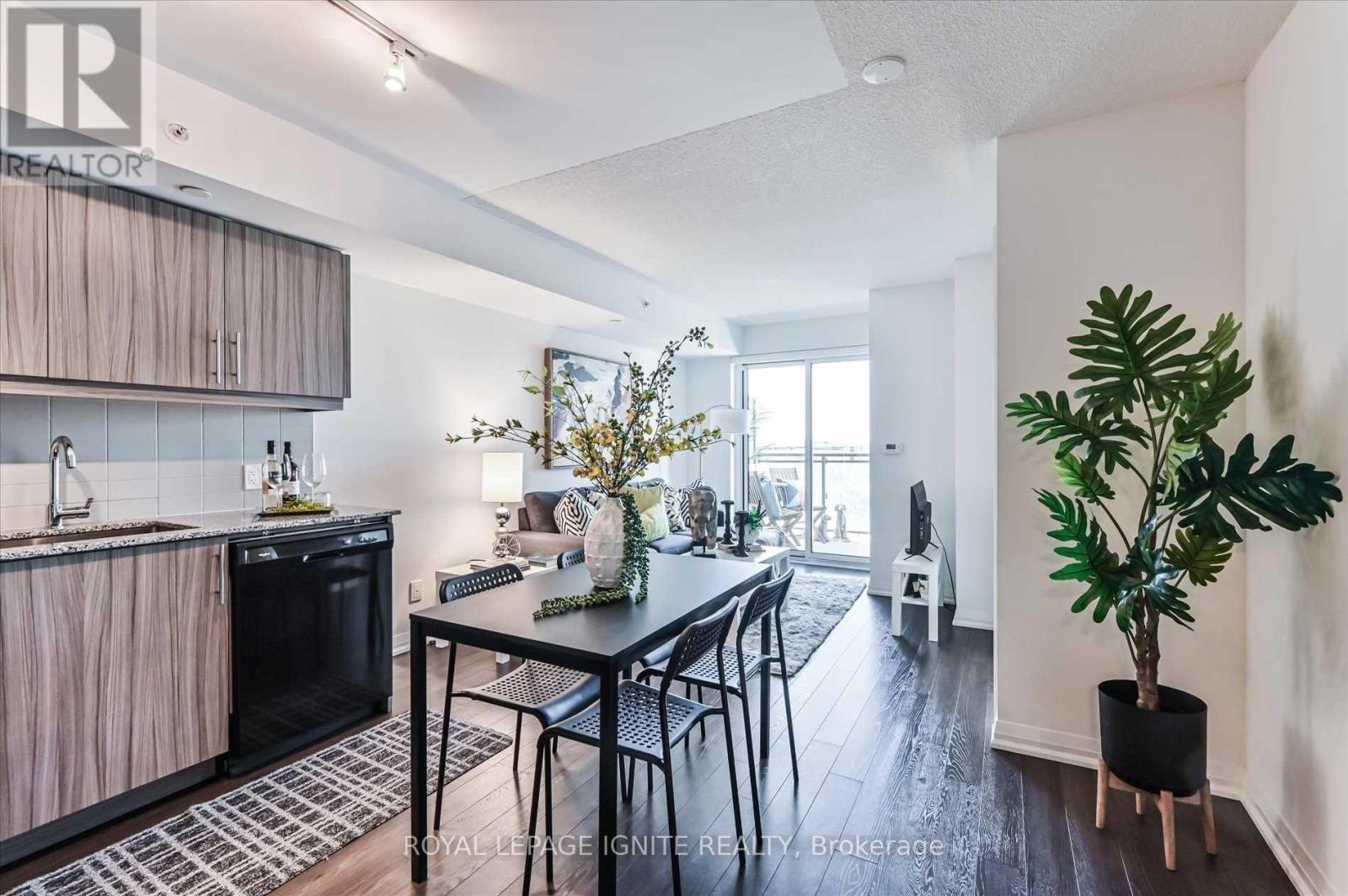 514 - 30 Meadowglen Place, Toronto, Ontario  M1G 0A6 - Photo 15 - E12799726