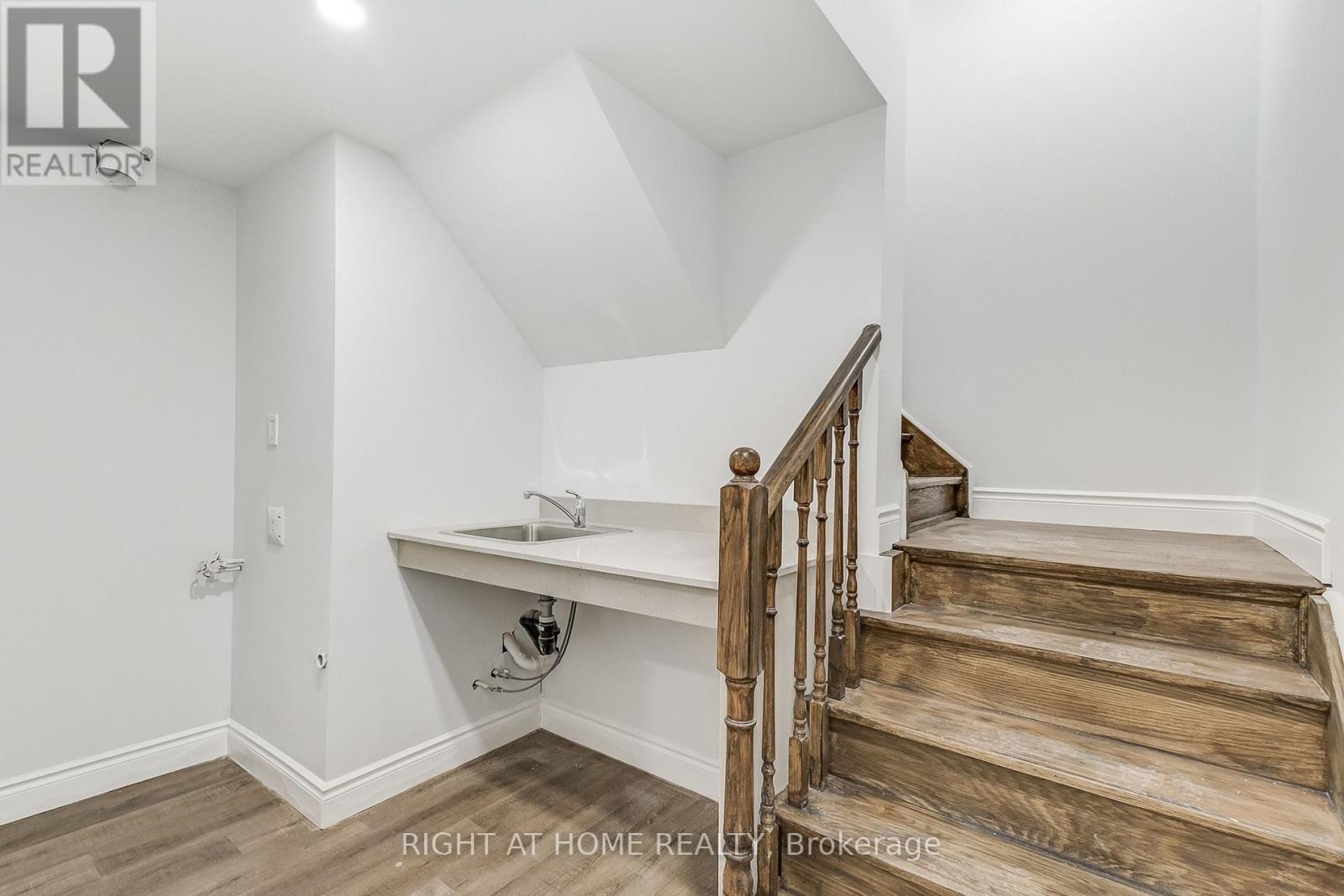 36 Mapleshade Drive, Brampton, Ontario  L7A 1J1 - Photo 35 - W12809796