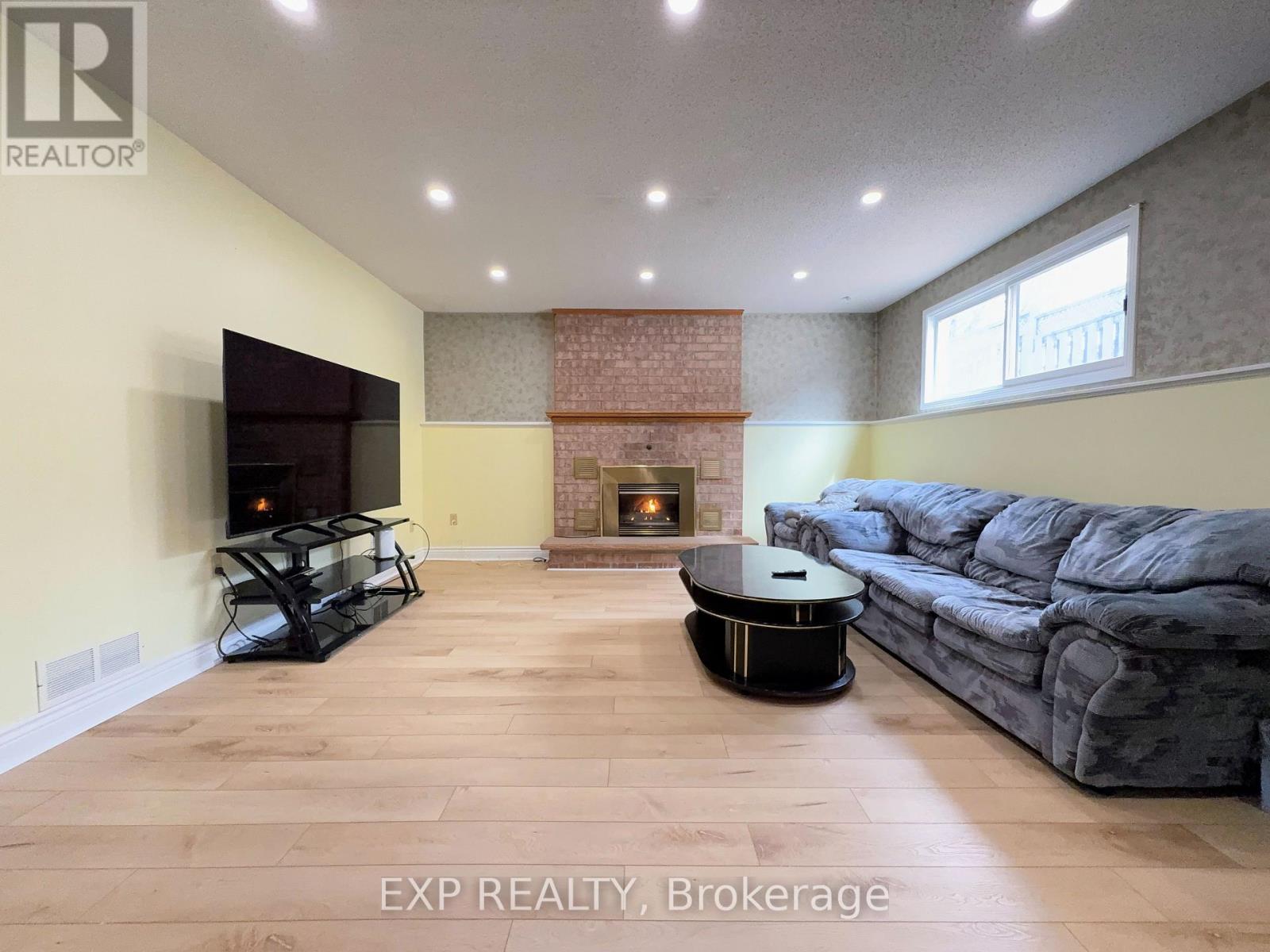 173 Ashley Crescent, London South, Ontario  N6E 3R1 - Photo 18 - X12980732