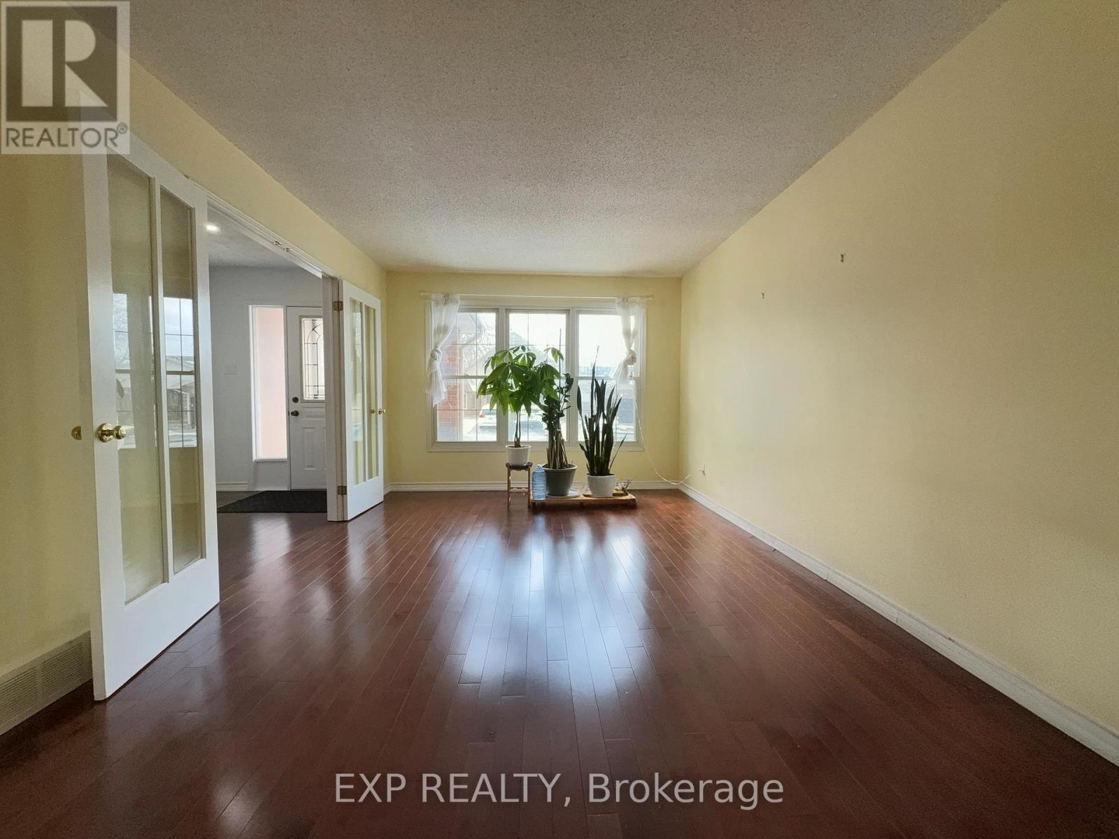 173 Ashley Crescent, London South, Ontario  N6E 3R1 - Photo 4 - X12980732