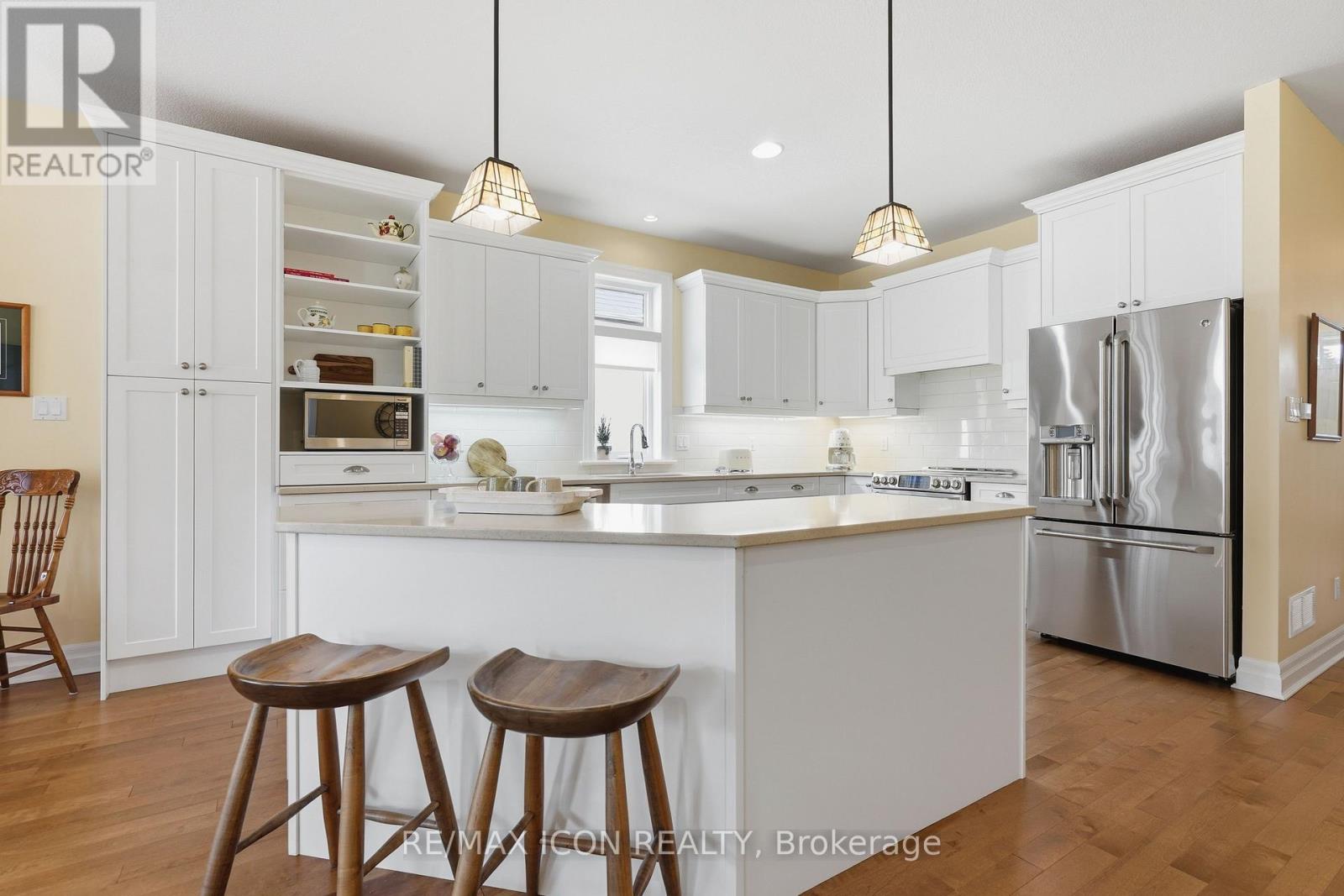 725 Eagletrace Drive, London North, Ontario  N6G 0J7 - Photo 14 - X12980848