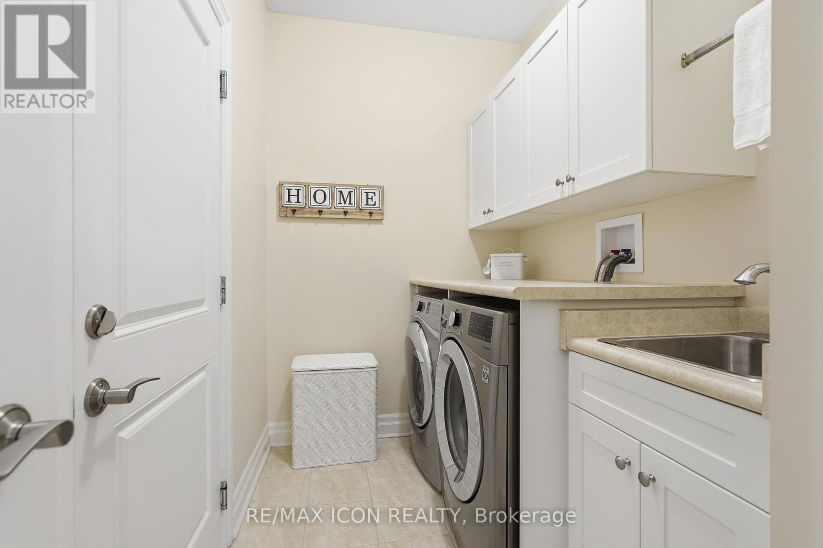 725 Eagletrace Drive, London North, Ontario  N6G 0J7 - Photo 31 - X12980848