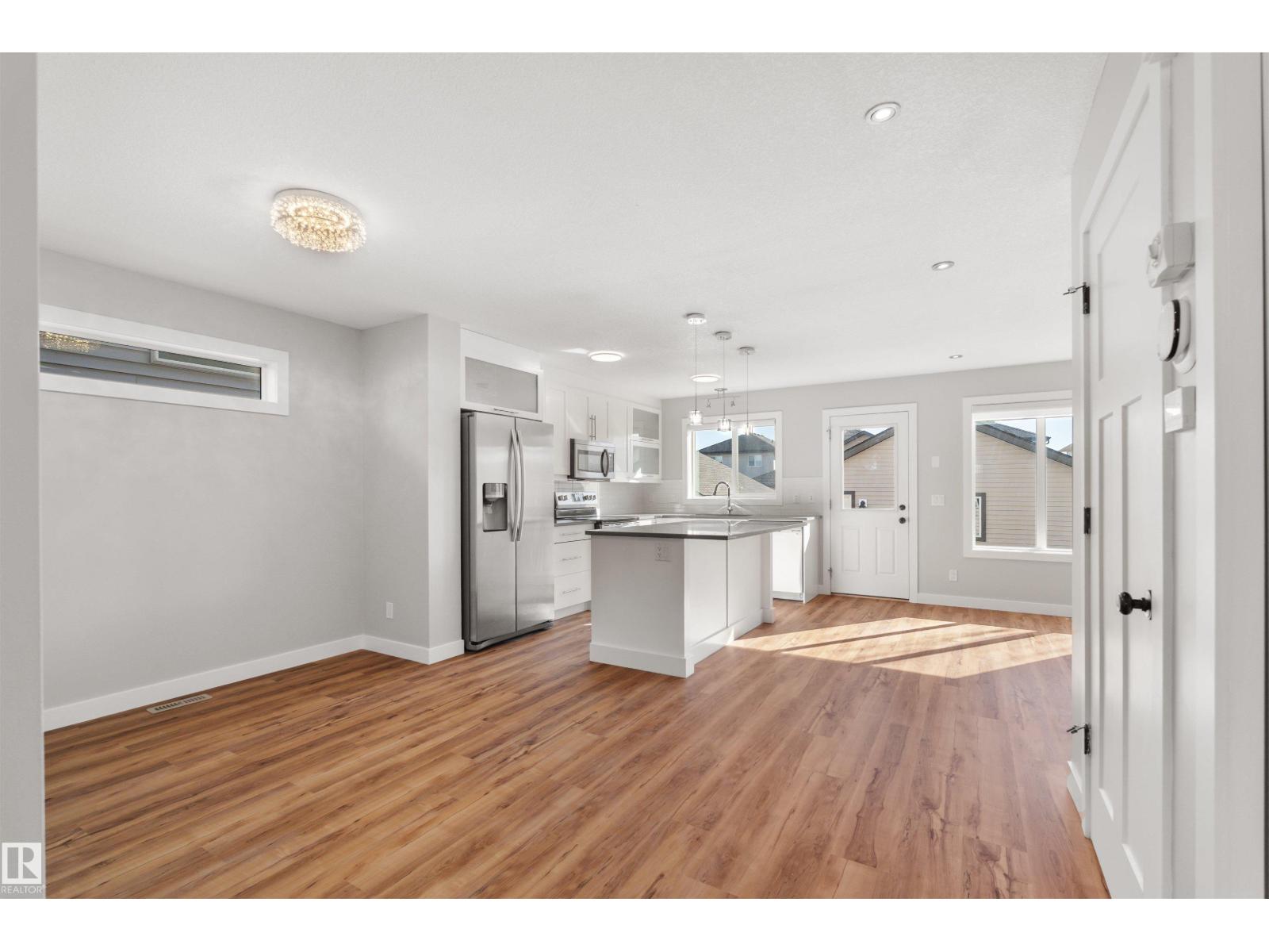 1041 177a St Sw, Edmonton, Alberta  T6W 2A1 - Photo 11 - E4481551