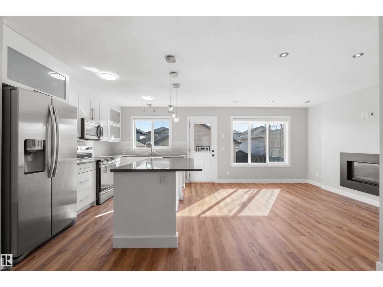 1041 177a St Sw, Edmonton, Alberta  T6W 2A1 - Photo 12 - E4481551