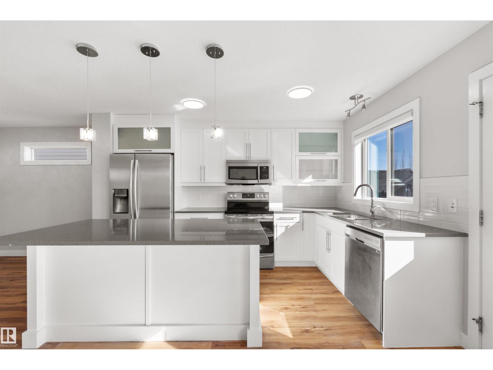 1041 177a St Sw, Edmonton, Alberta  T6W 2A1 - Photo 15 - E4481551