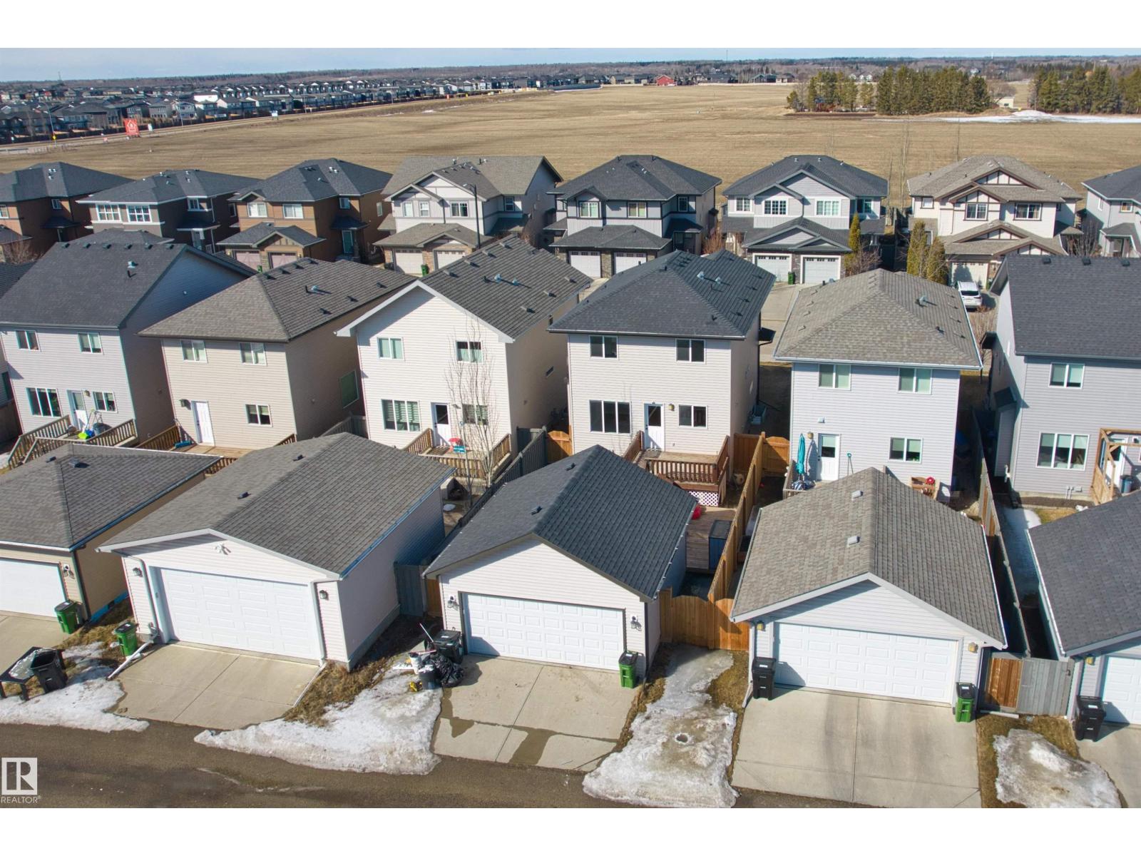 1041 177a St Sw, Edmonton, Alberta  T6W 2A1 - Photo 4 - E4481551