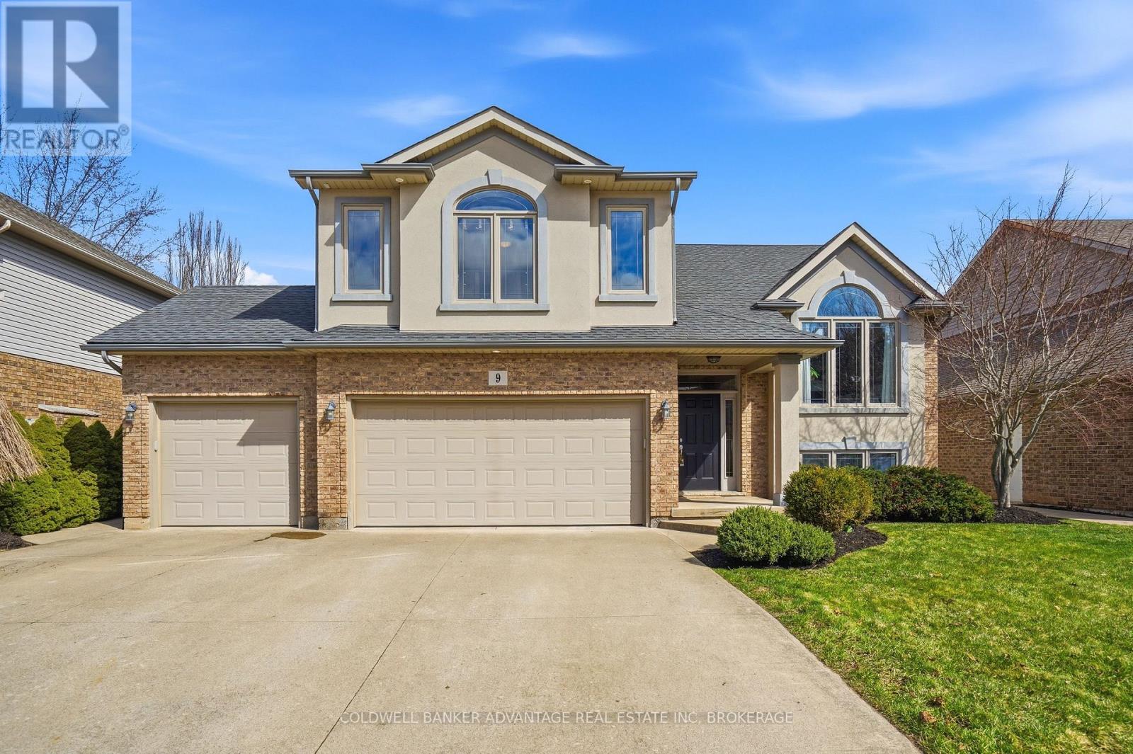 9 BACON LANE, Pelham, Ontario