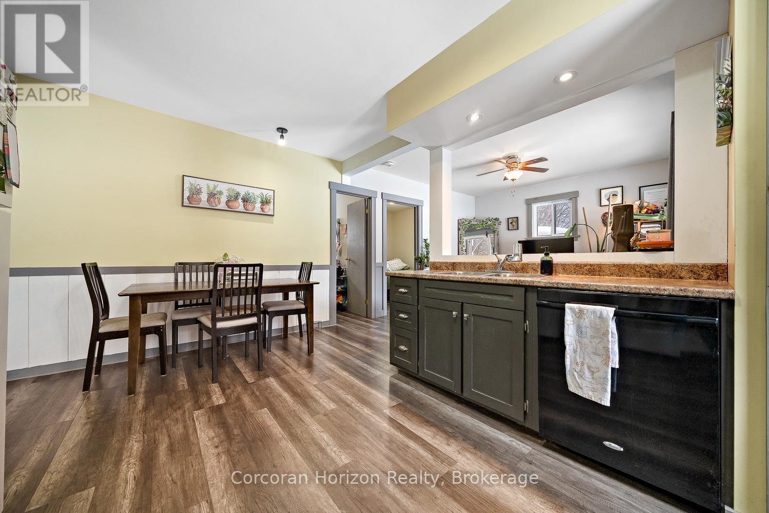 196 Main Street W, Huntsville, Ontario  P1H 1X9 - Photo 11 - X12980856