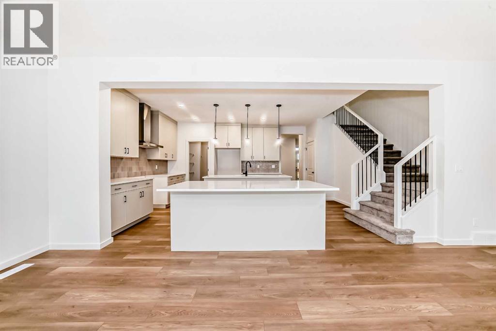 58 Walgrove Bay Se, Calgary, Alberta  T2X 5N9 - Photo 7 - A2297651