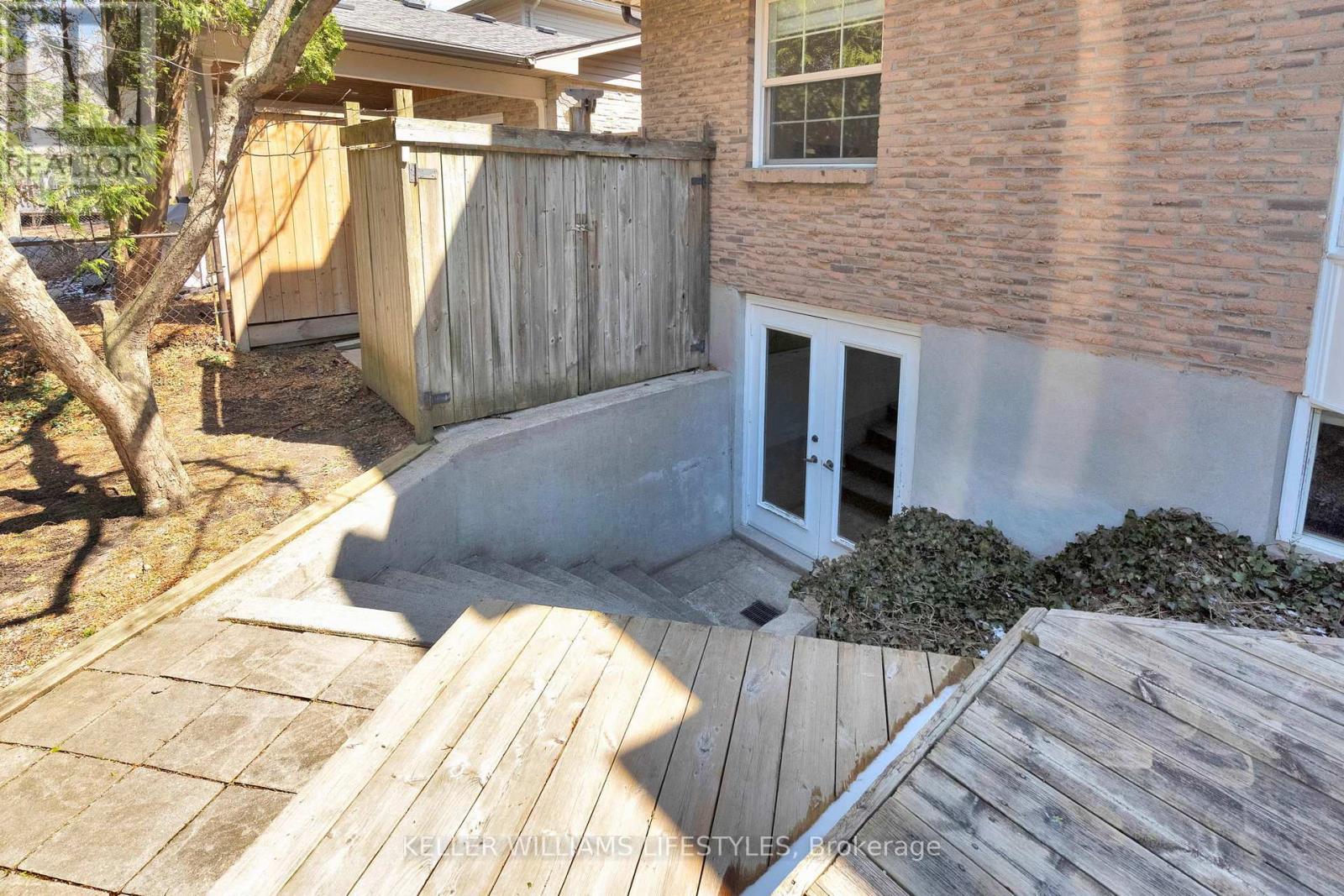 62 Fourwinds Road, London South, Ontario  N6K 3L2 - Photo 44 - X12980864