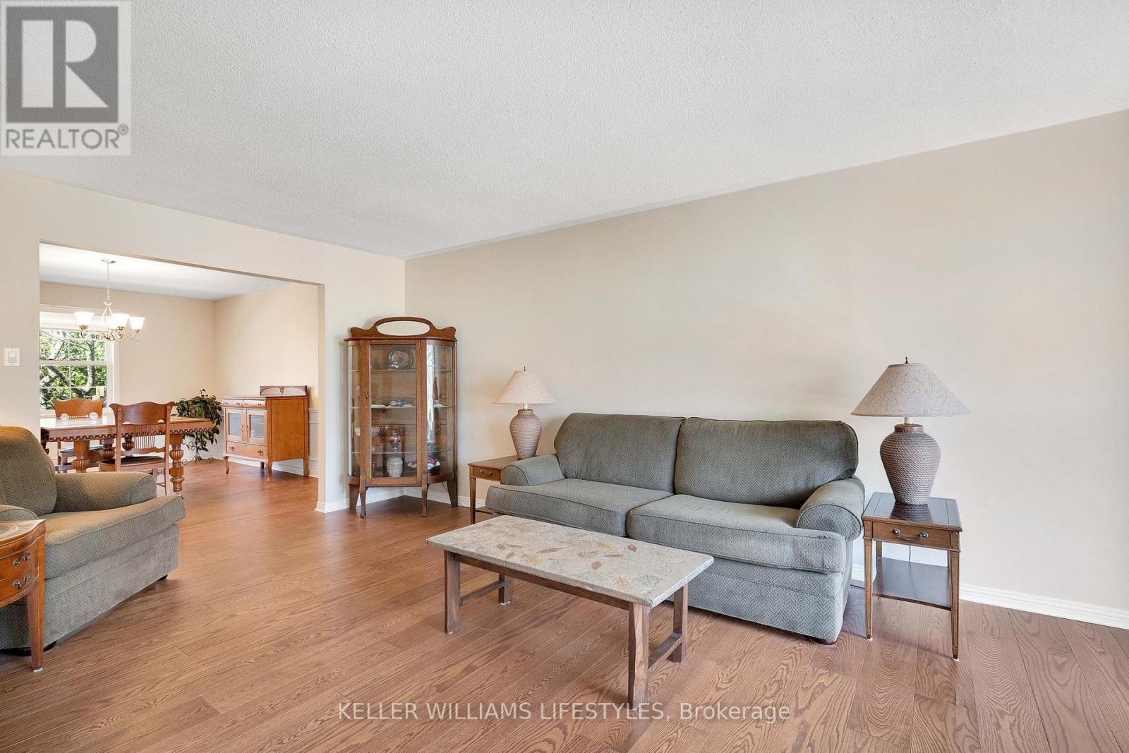 62 Fourwinds Road, London South, Ontario  N6K 3L2 - Photo 8 - X12980864