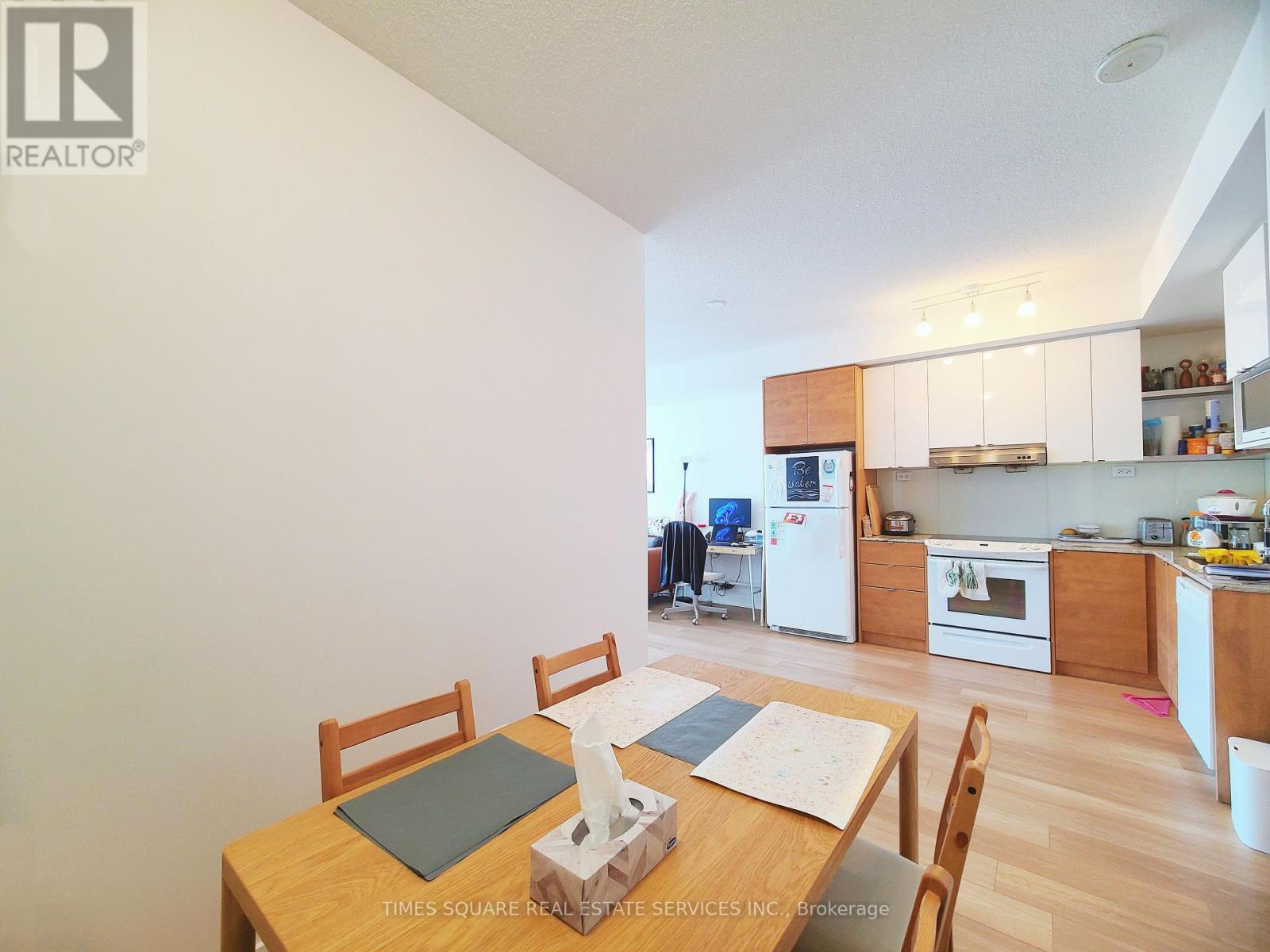 1103 - 72 Esther Shiner Boulevard, Toronto, Ontario  M2K 0C4 - Photo 6 - C12980728