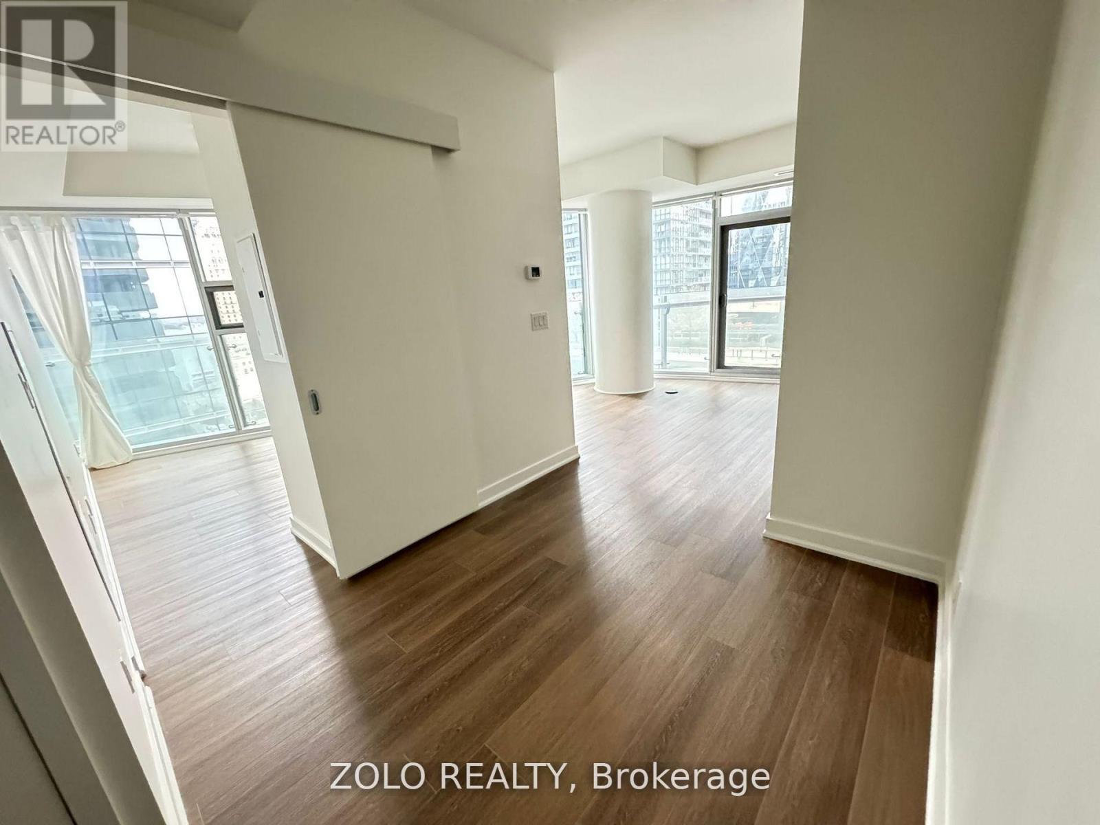 1211 - 14 York Street, Toronto, Ontario  M5J 2Z2 - Photo 4 - C12980786