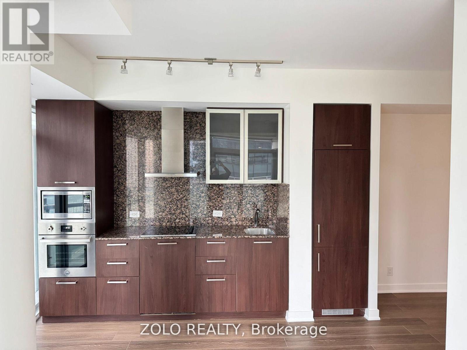 1211 - 14 York Street, Toronto, Ontario  M5J 2Z2 - Photo 6 - C12980786