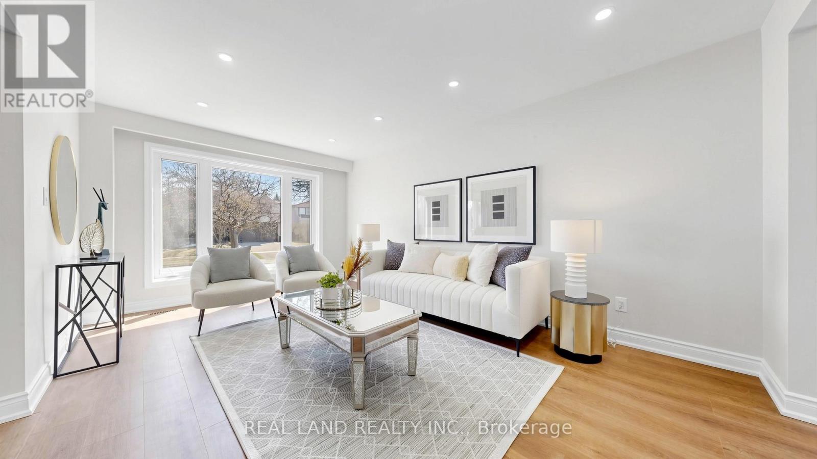 54 Marblemount Crescent, Toronto, Ontario  M1T 2H4 - Photo 6 - E12980780