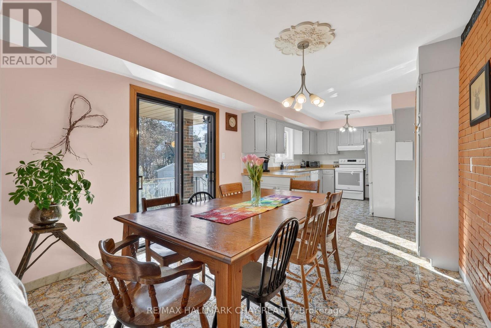 45 Beamsville Drive, Toronto, Ontario  M1T 3S1 - Photo 12 - E12980836