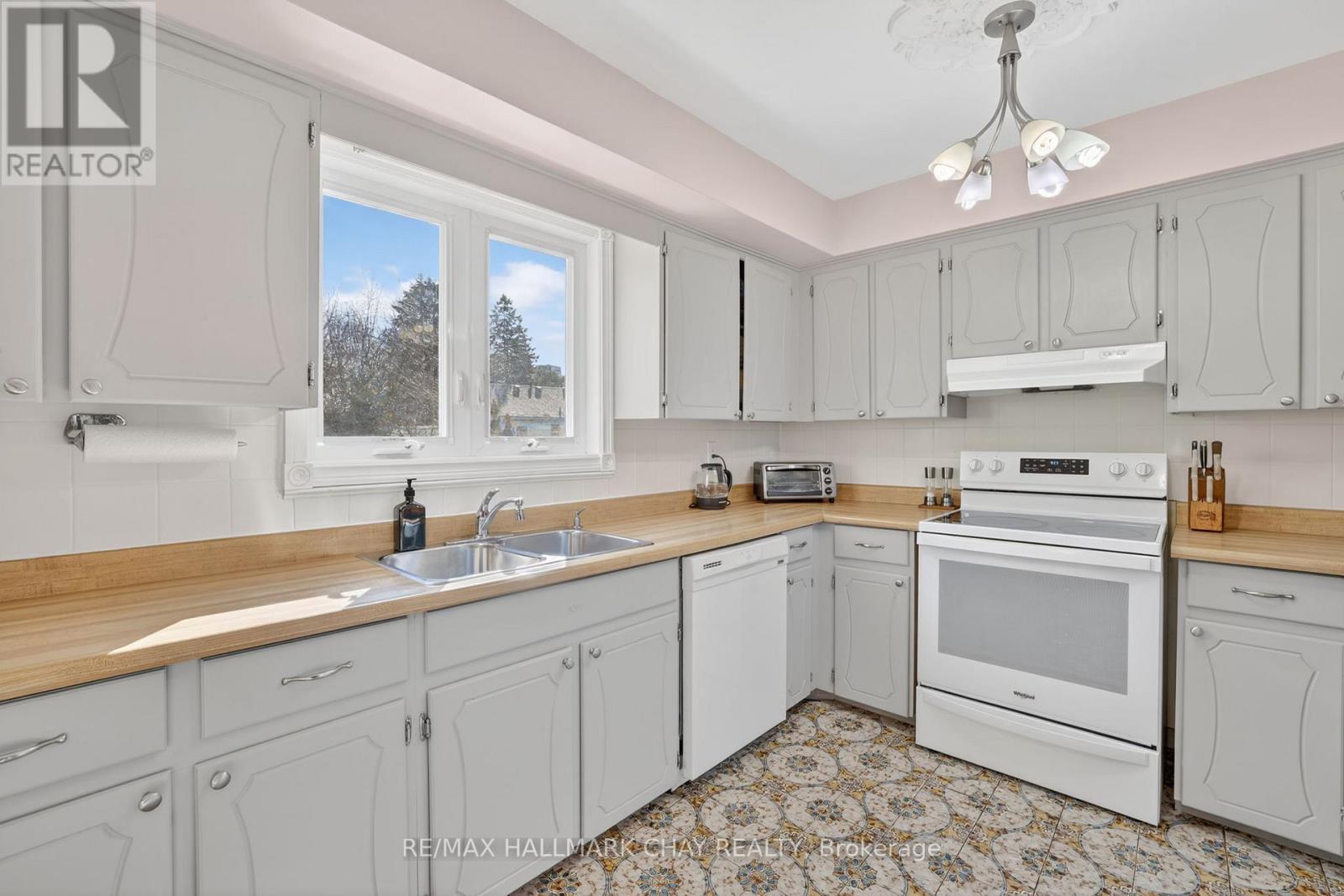 45 Beamsville Drive, Toronto, Ontario  M1T 3S1 - Photo 15 - E12980836