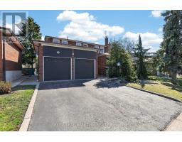 45 BEAMSVILLE DRIVE, Toronto, Ontario