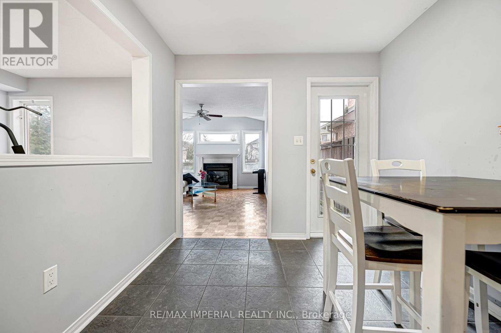 95 Long Point Drive, Richmond Hill, Ontario  L4E 3Z7 - Photo 14 - N12980746