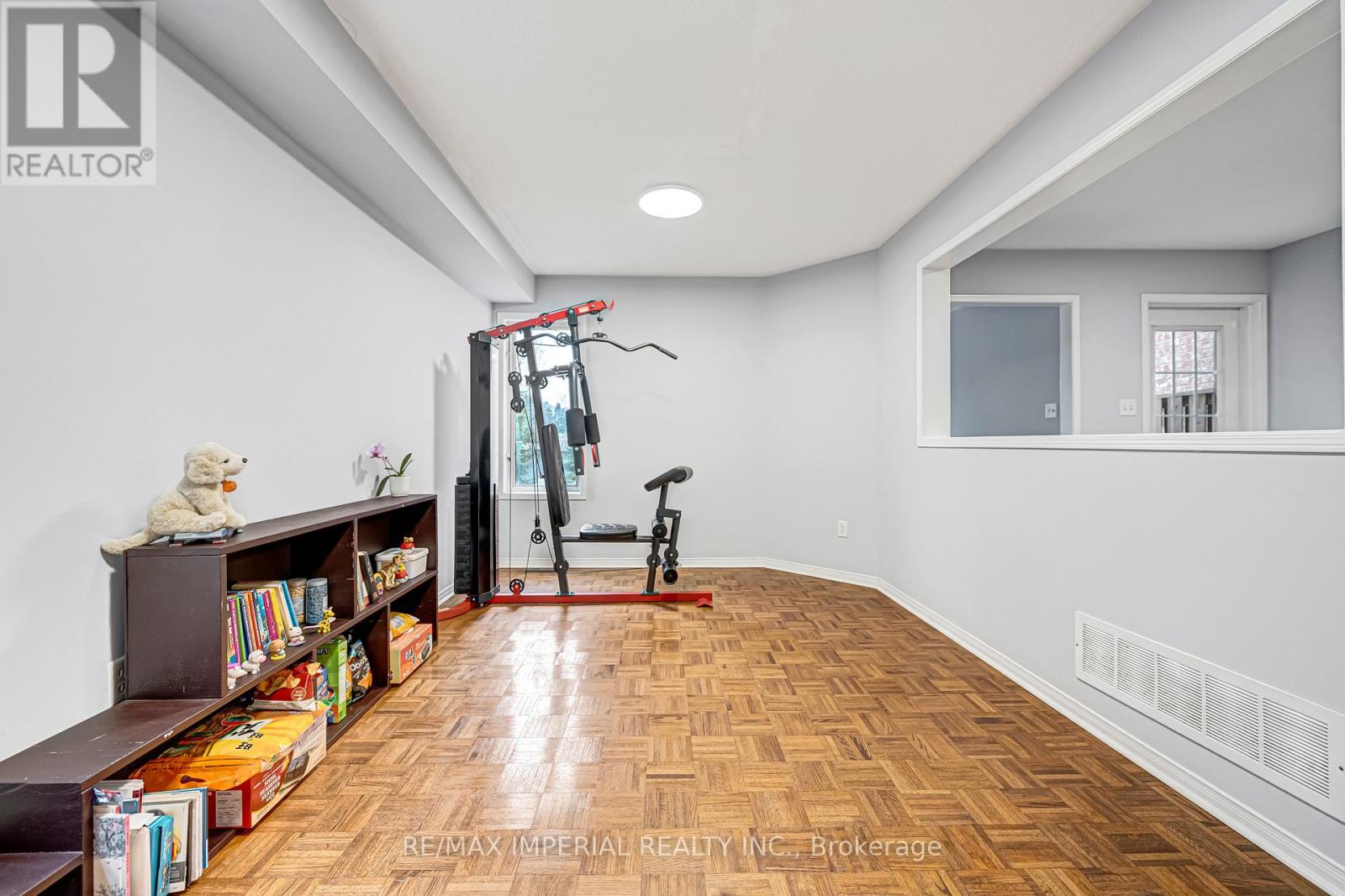 95 Long Point Drive, Richmond Hill, Ontario  L4E 3Z7 - Photo 8 - N12980746