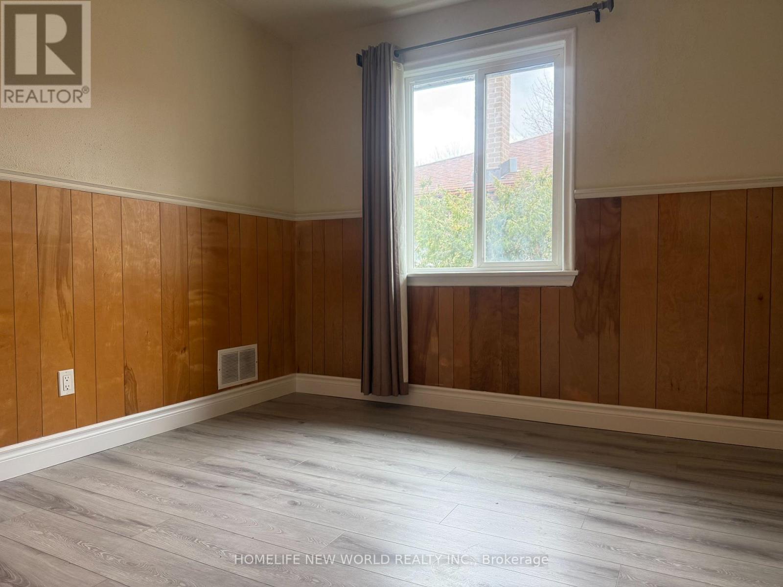 Main Fl - 428 Palmer Avenue, Richmond Hill, Ontario  L4C 1R1 - Photo 10 - N12980778