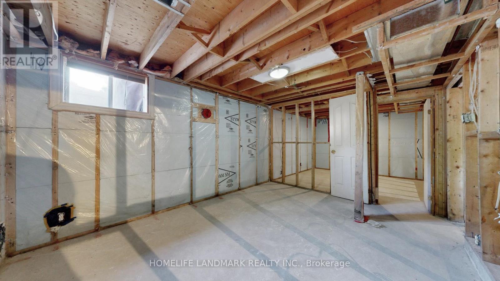 20573 Yonge Street, East Gwillimbury, Ontario  L3Y 4V8 - Photo 35 - N12980782