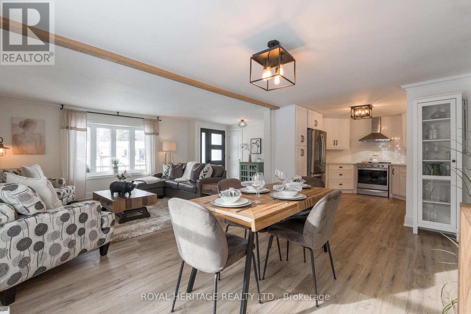 104 Linden Lane, Innisfil, Ontario  L9S 1N4 - Photo 15 - N12980788