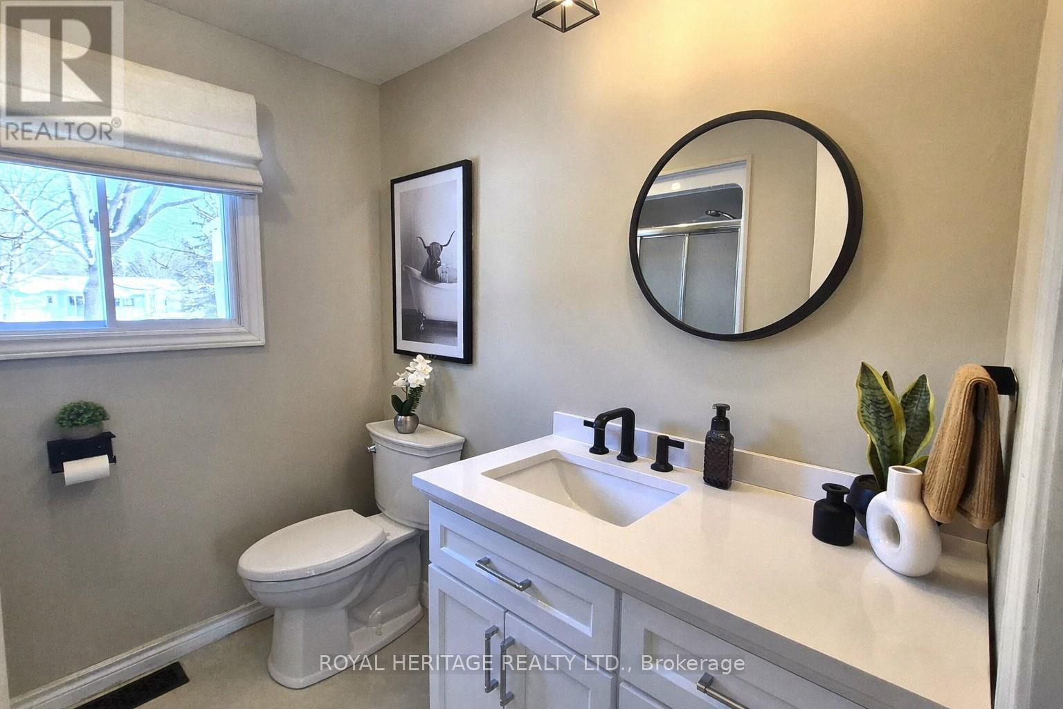 104 Linden Lane, Innisfil, Ontario  L9S 1N4 - Photo 29 - N12980788