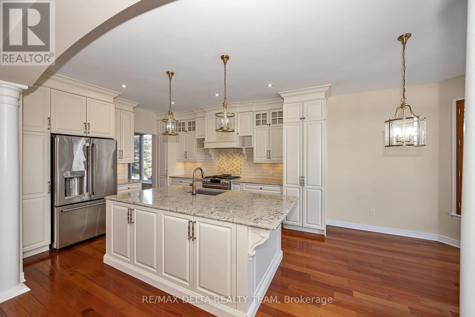 1983 Plainhill Drive, Ottawa, Ontario  K4A 0E8 - Photo 8 - X12979906