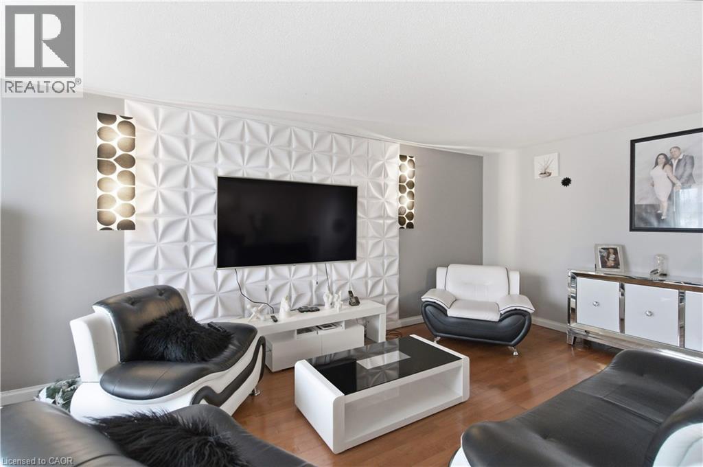 916 Stone Church Road E, Hamilton, Ontario  L8W 1B1 - Photo 8 - 40806049