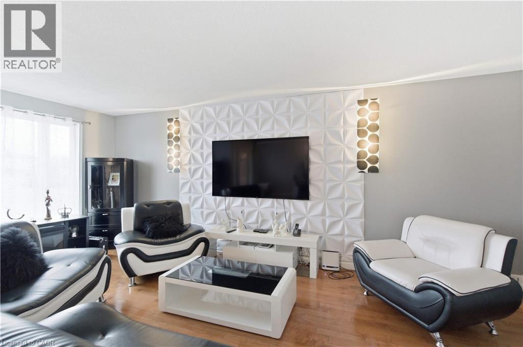 916 Stone Church Road E, Hamilton, Ontario  L8W 1B1 - Photo 9 - 40806049