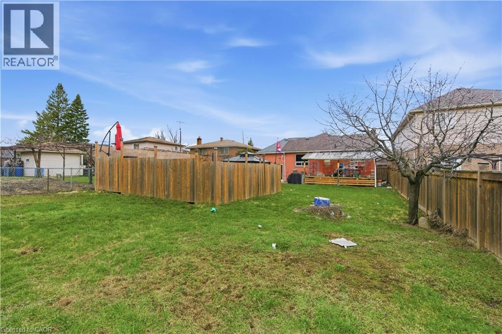 916 Stone Church Road E, Hamilton, Ontario  L8W 1B1 - Photo 33 - 40806049