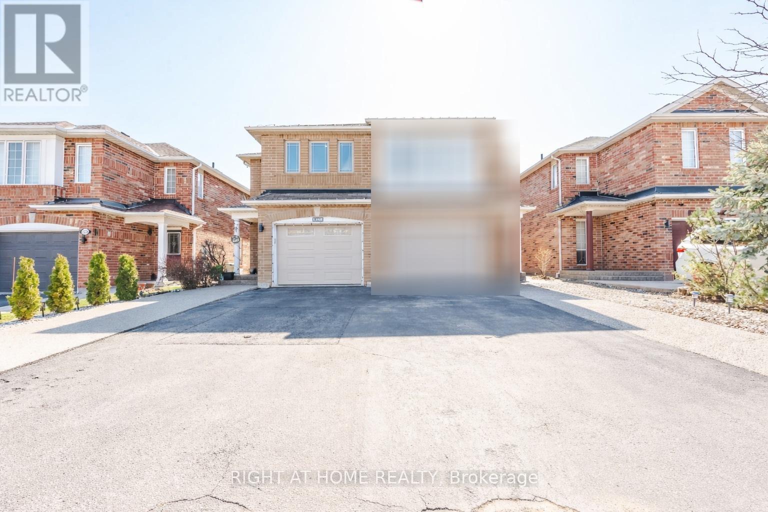 1268 Newell Street, Milton, Ontario  L9T 6C2 - Photo 3 - W12980750