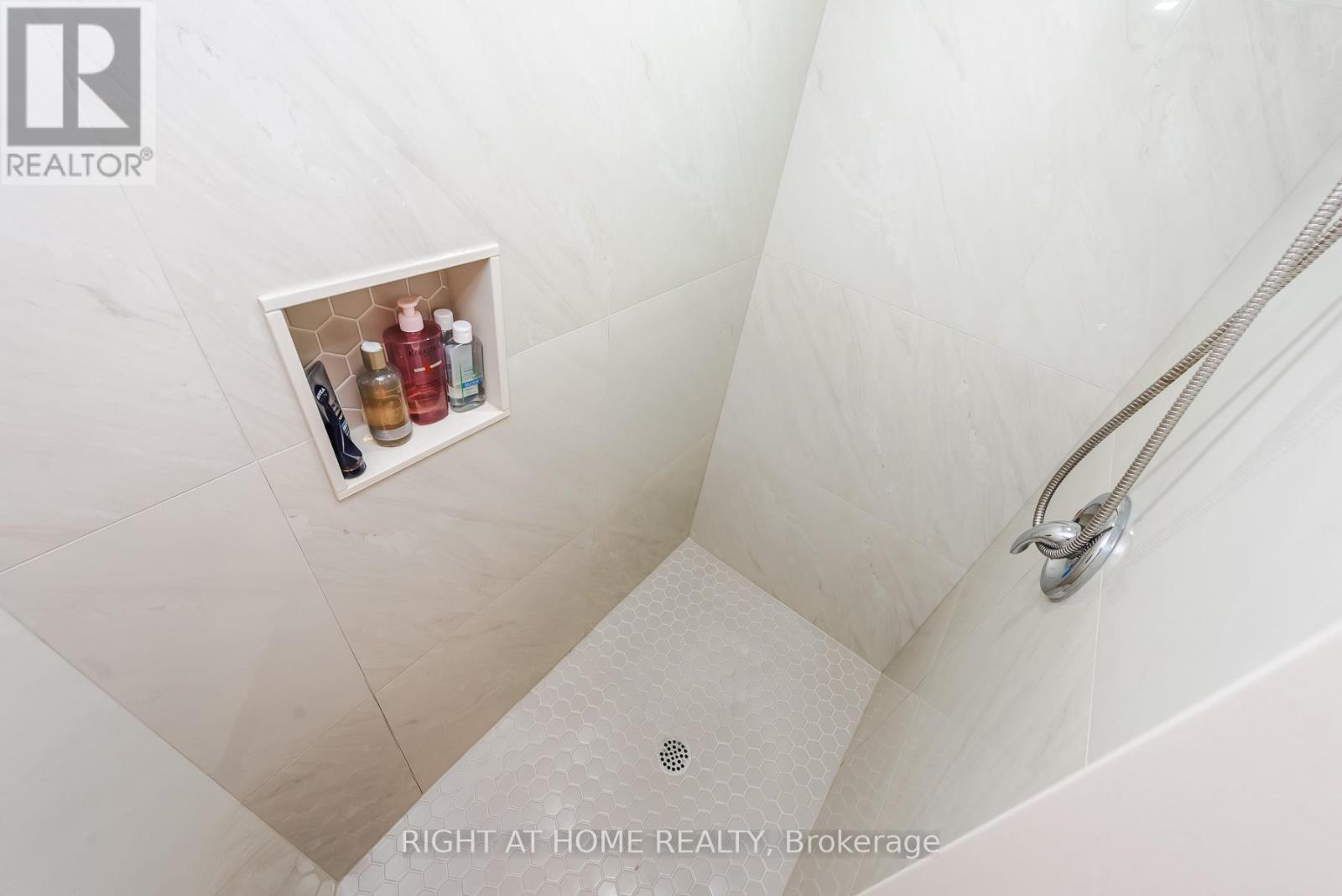 1268 Newell Street, Milton, Ontario  L9T 6C2 - Photo 32 - W12980750