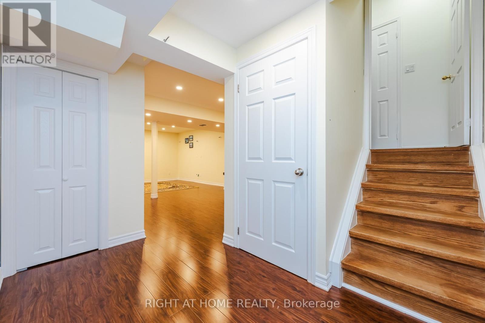 1268 Newell Street, Milton, Ontario  L9T 6C2 - Photo 38 - W12980750