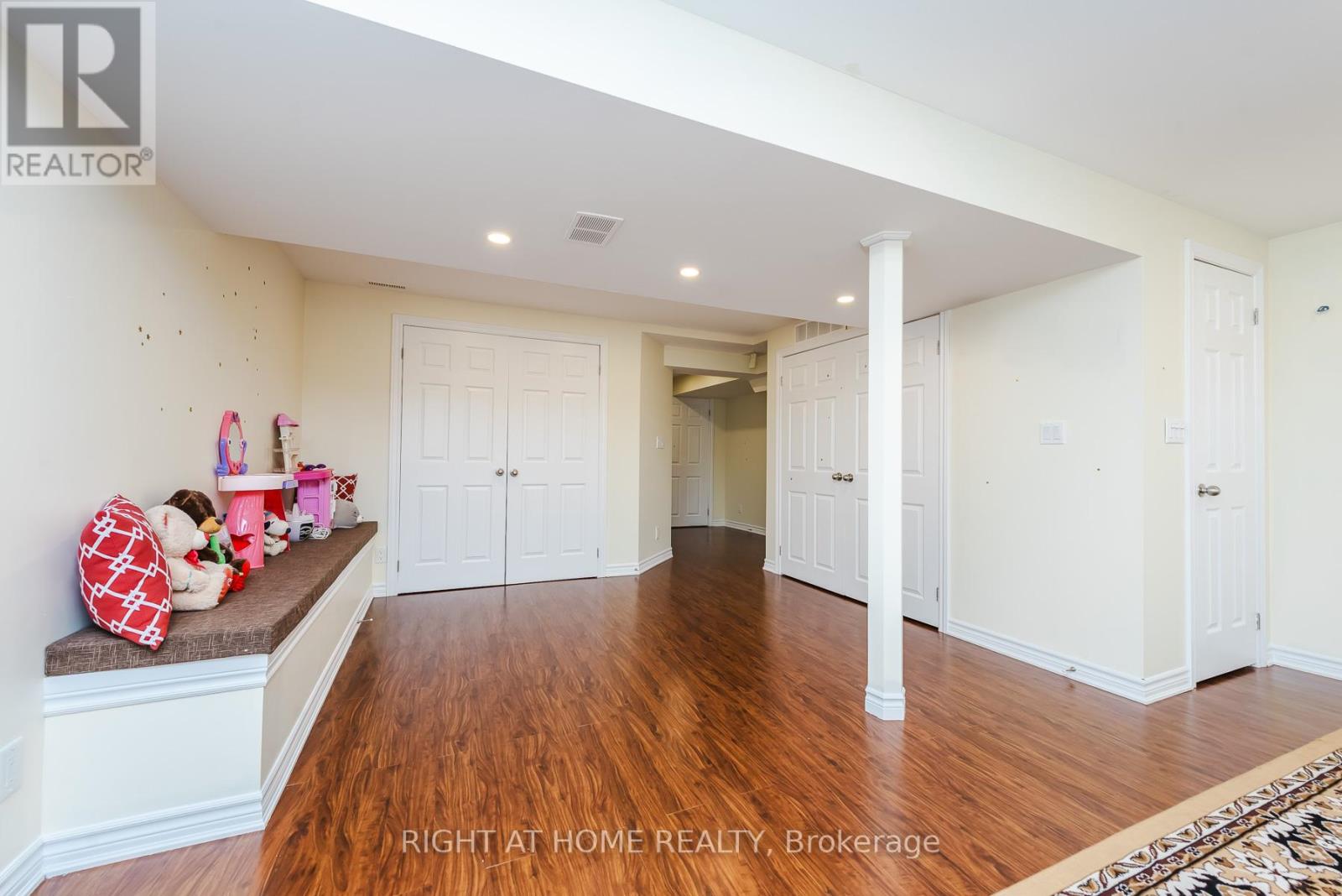 1268 Newell Street, Milton, Ontario  L9T 6C2 - Photo 41 - W12980750