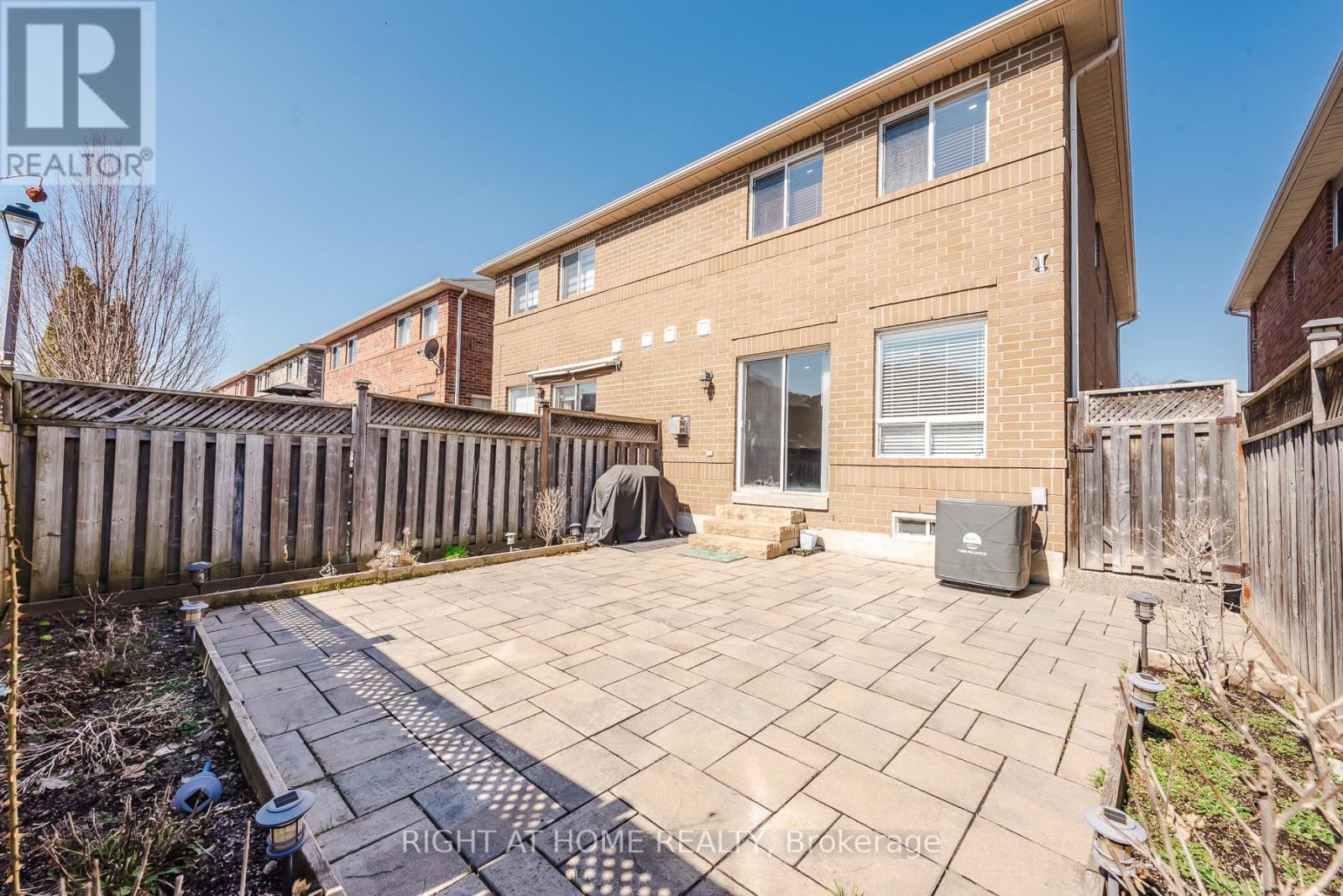 1268 Newell Street, Milton, Ontario  L9T 6C2 - Photo 44 - W12980750