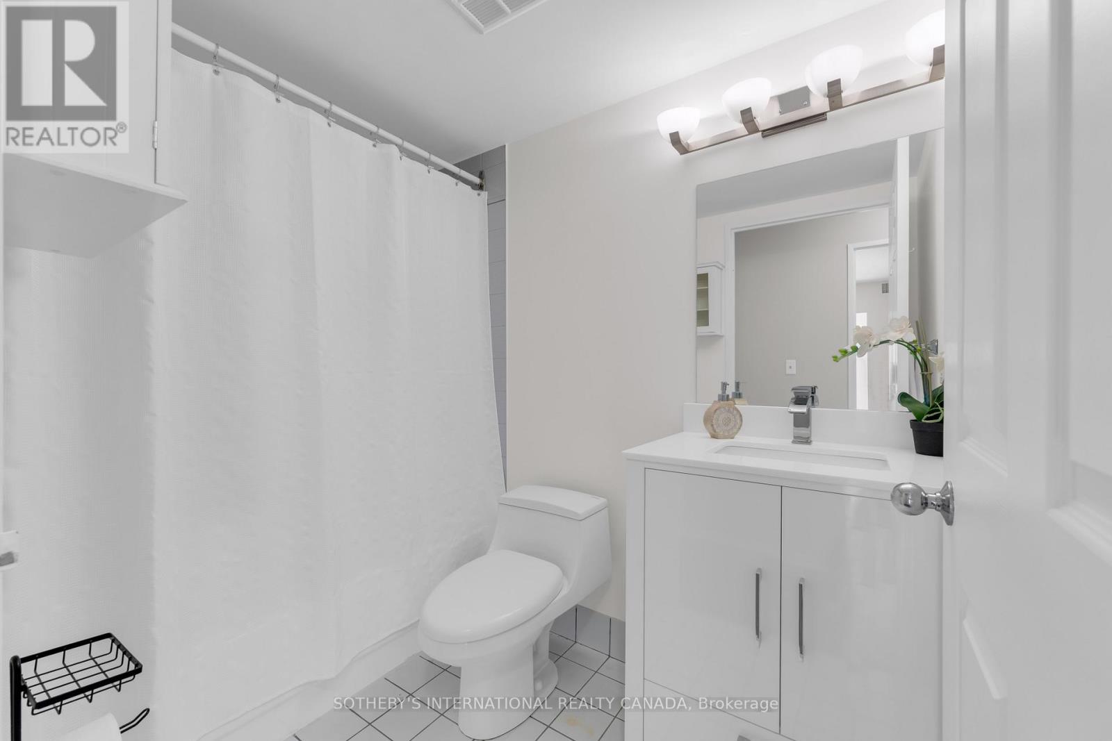 1411 - 325 Webb Drive, Mississauga, Ontario  L5B 3Z9 - Photo 13 - W12980756