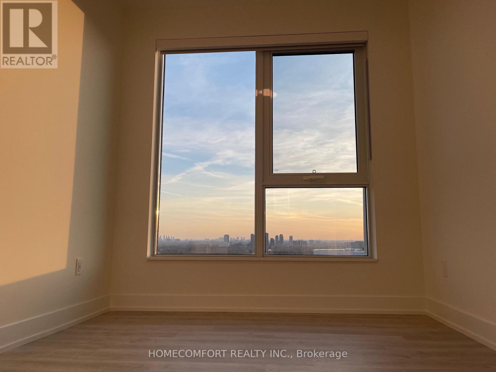 2512 - 60 Central Park Road Way, Toronto, Ontario  M9A 0E6 - Photo 24 - W12980770