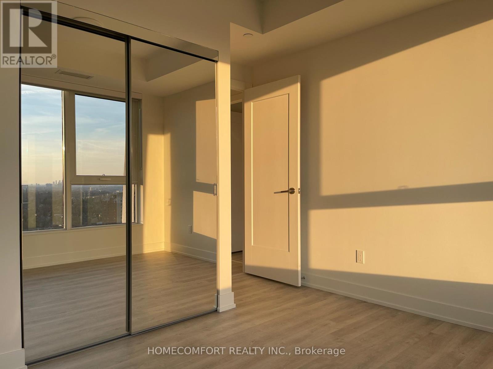 2512 - 60 Central Park Road Way, Toronto, Ontario  M9A 0E6 - Photo 28 - W12980770