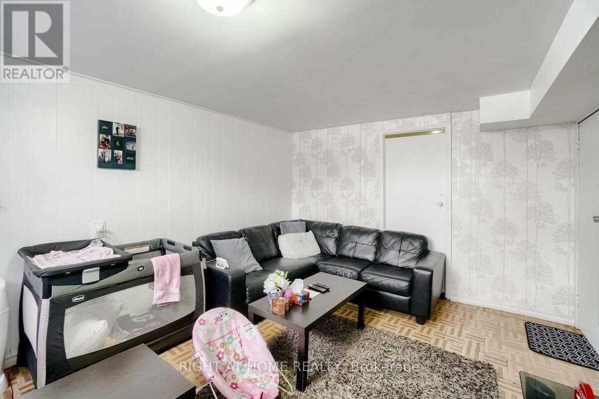 Basement - 113 Dellbrook Crescent, Toronto, Ontario  M9L 1E3 - Photo 2 - W12980776